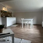 Marii Kawik Apartment *